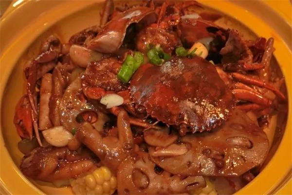 怪三寶肉蟹煲加盟