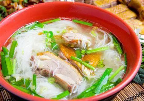 桂阿婆高湯米粉加盟