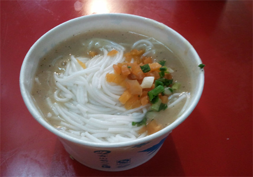 桂阿婆高湯米粉加盟