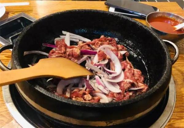 老街坊石鍋烤肉