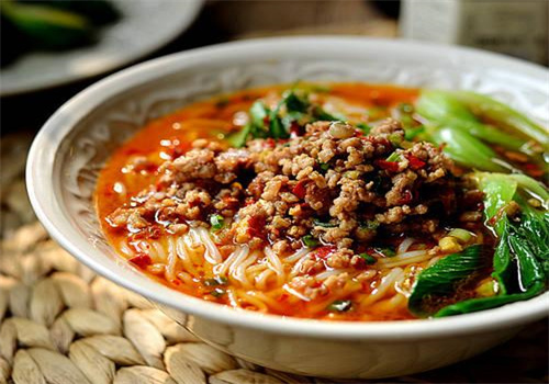 巷上蔥油炒飯香辣米線加盟