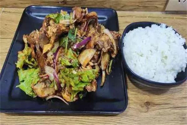 阿度茶餐廳加盟