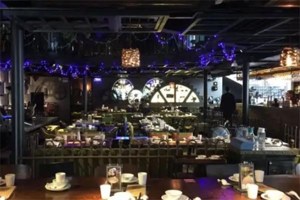 米斯泰音樂(lè)餐吧加盟