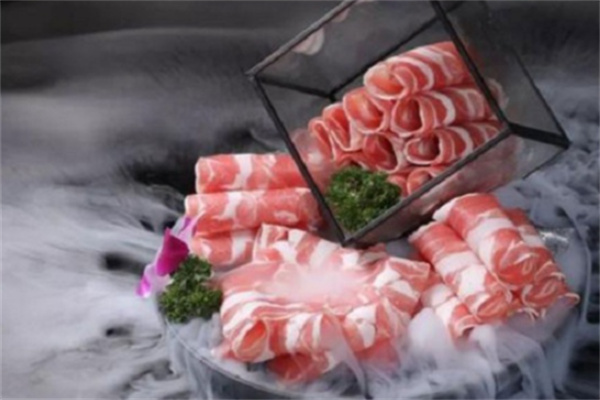 名品小火鍋