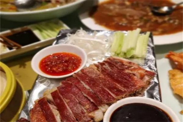 聚鑫烤鴨店加盟