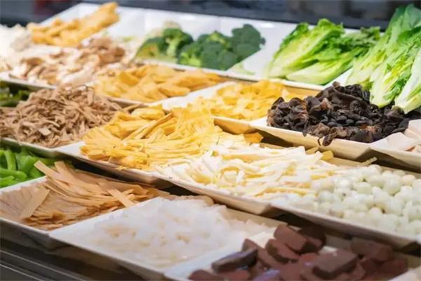 藍(lán)姨麻辣燙加盟