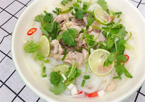 越南特色雞肉粉加盟