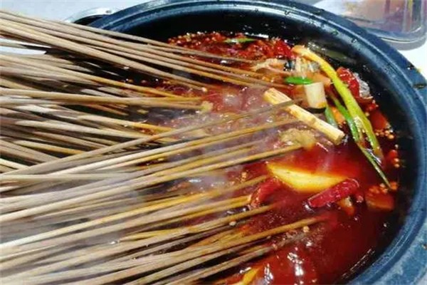 椒椒火辣串串香加盟