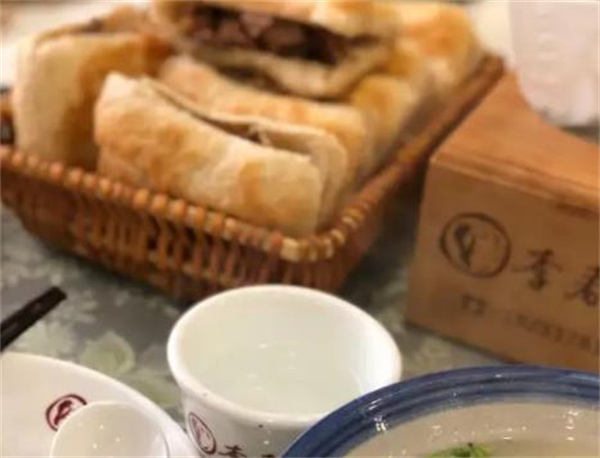 李春秋驢肉火燒