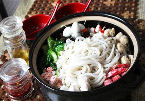 五十九度麥過(guò)橋米線加盟