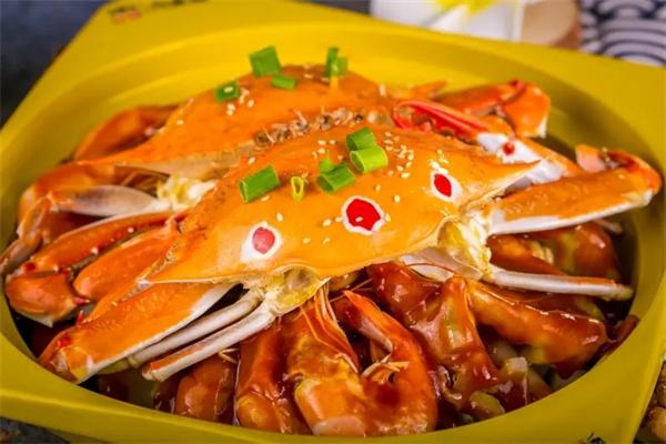 船老大肉蟹煲店加盟