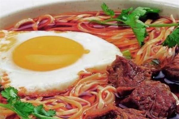灣香菜臺灣牛肉面加盟