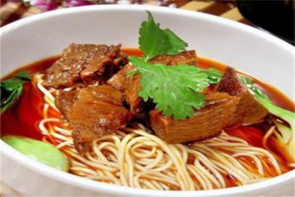 灣香菜臺灣牛肉面加盟