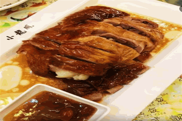 小龍鳳茶餐廳加盟