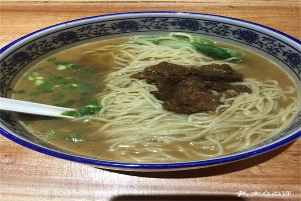小雨小面加盟