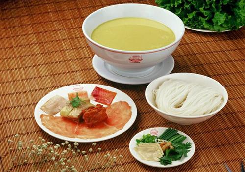 巧香源過(guò)橋米線加盟