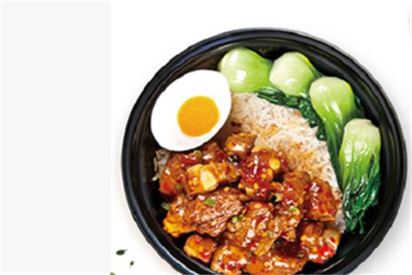 味之源煲仔飯加盟