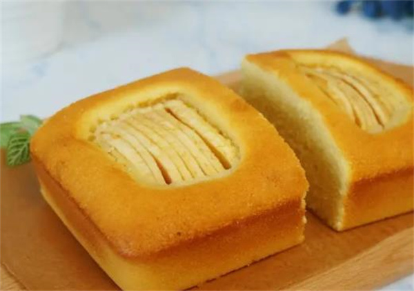 大蘋(píng)果蛋糕