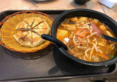 付氏過(guò)橋米線加盟