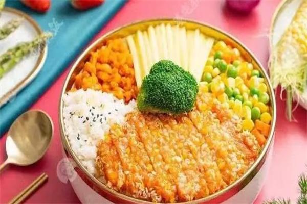 臻敢當雞排飯加盟