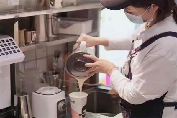 安迪歐主題茶餐廳加盟