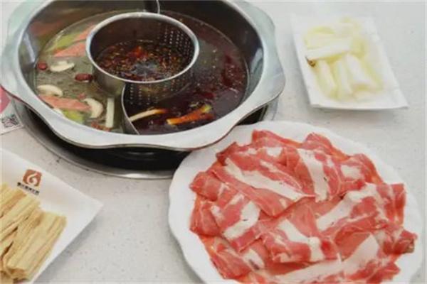 魚小躍火鍋加盟