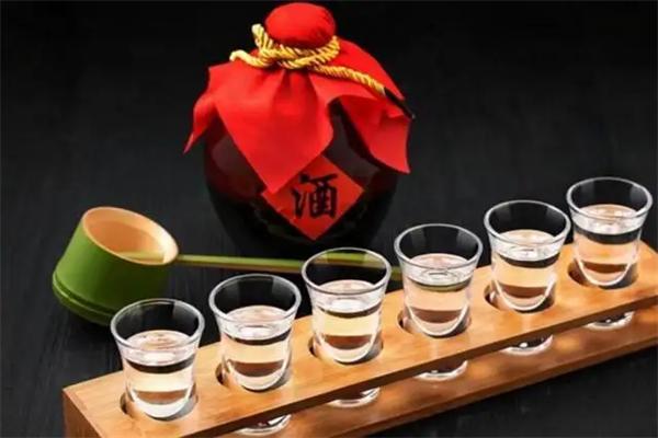 景芝寶燒春開釀酒業(yè)