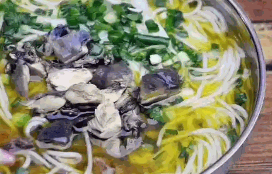 一個(gè)云南烏雞米線需要多少錢(qián)