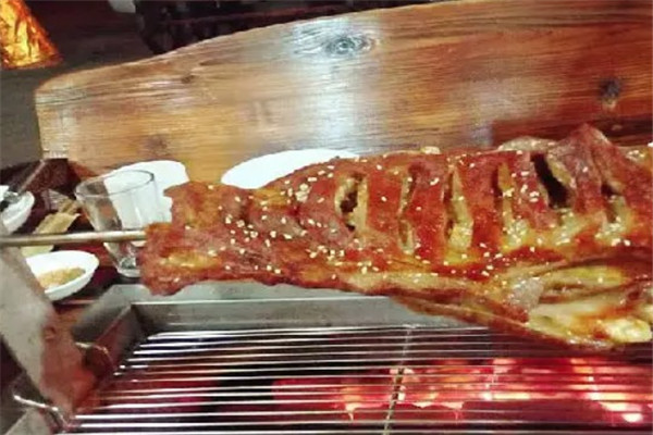 草原情烤羊腿加盟