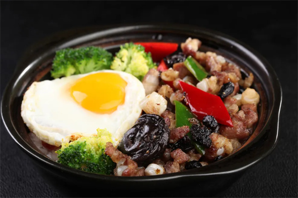 搜美煲仔飯加盟