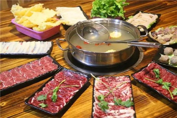 古巷牛肉火鍋加盟