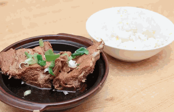 德鑫全排骨米飯如何