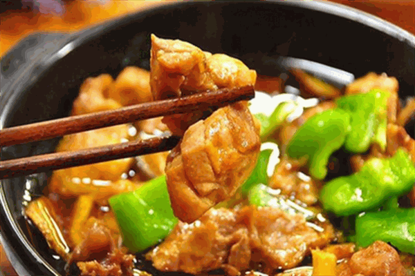 一品軒黃燜雞米飯加盟