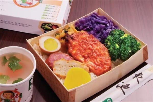 小馬哥招牌鹵肉飯加盟