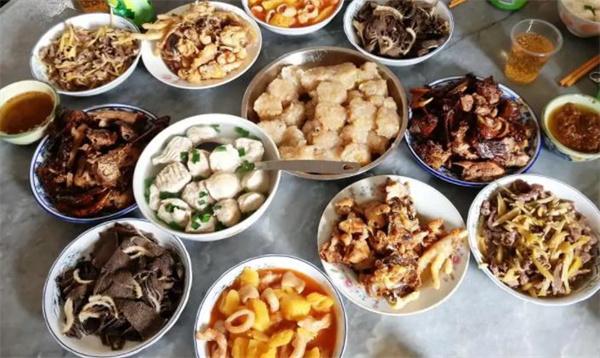 苗韻竹蓀鵝餐飲