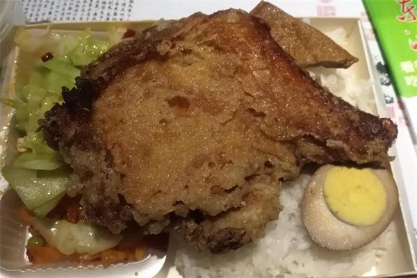 小馬哥招牌鹵肉飯加盟