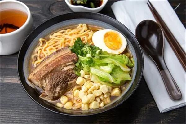 新疆風味高原拉面加盟