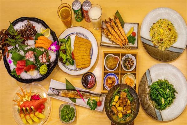 辣風芹新疆料理加盟