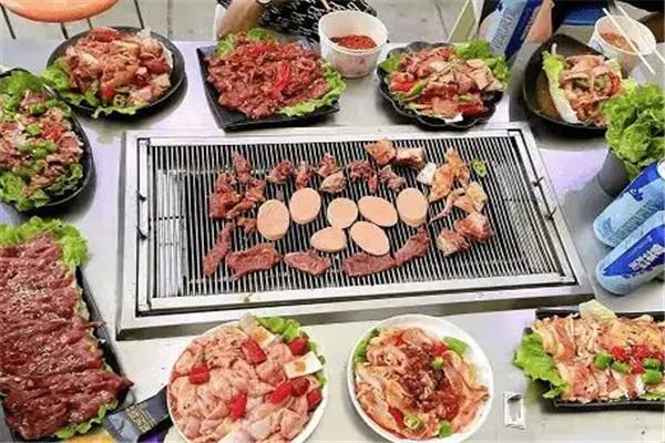 正宗西昌廖師思味火盆燒烤加盟