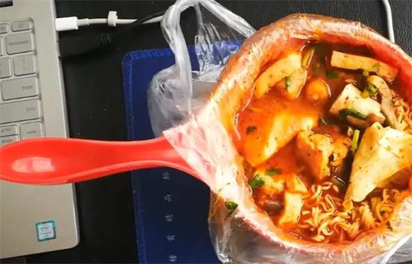 苗韻竹蓀鵝餐飲