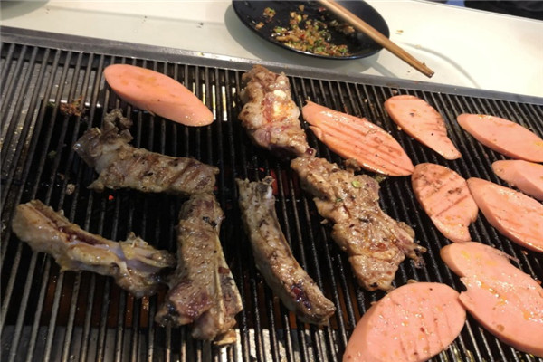 孫二娘西昌火盆燒烤加盟
