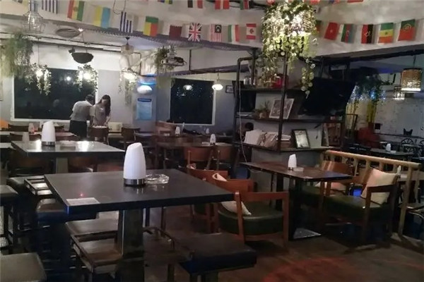 井秋音樂燒烤清吧加盟