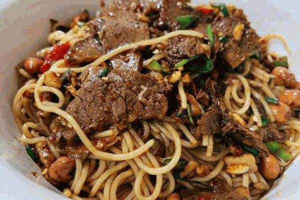 牛肉拌粉費(fèi)多少