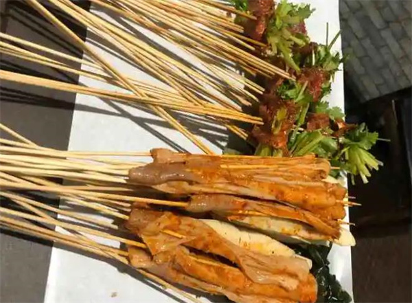 七角小串火鍋串串