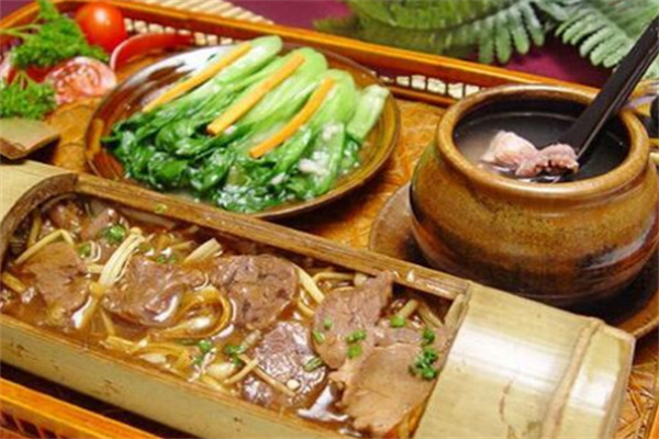 食美味餐飲培訓(xùn)加盟