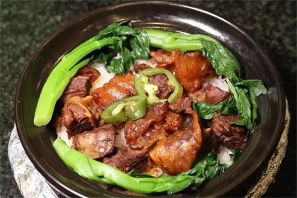 發(fā)仔記煲仔飯加盟