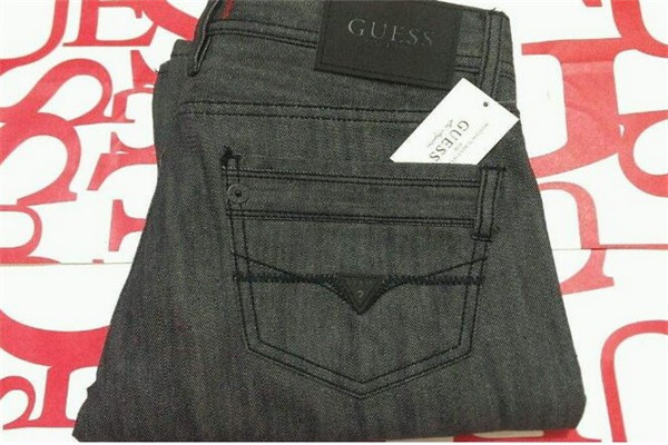 GUESS蓋爾斯休閑裝