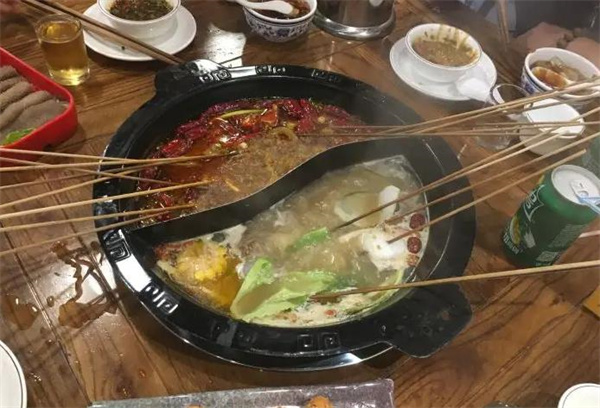 一味珍饈小郡肝串串香
