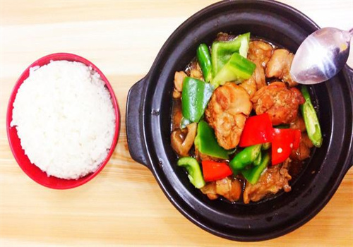 邢記鑫榮晟黃燜雞米飯加盟