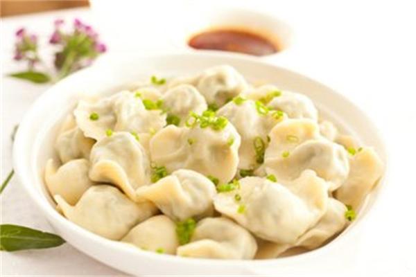 兩來(lái)風(fēng)水餃